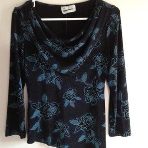 Pretty EN FOCUS Top In Size Petite Black and Green Print.